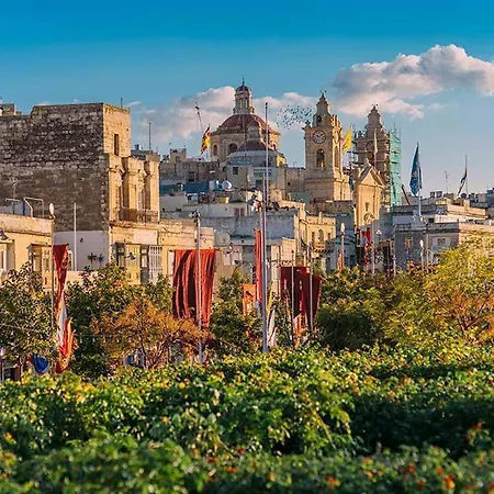 Charming One Bedroom Maisonette Apartamento *