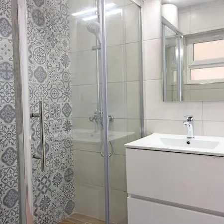 Charming One Bedroom Maisonette In Historic Bormla 아파트 파올라